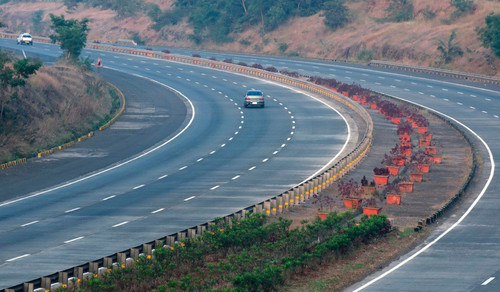 Mumbai Pune Expressway All you need to know FB 1200x700 compressed.jpg