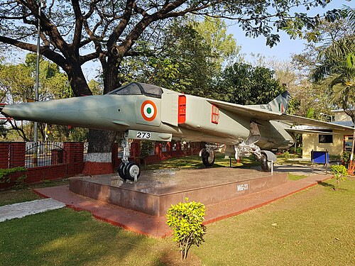 Mig 23 at National War Memorial.jpg
