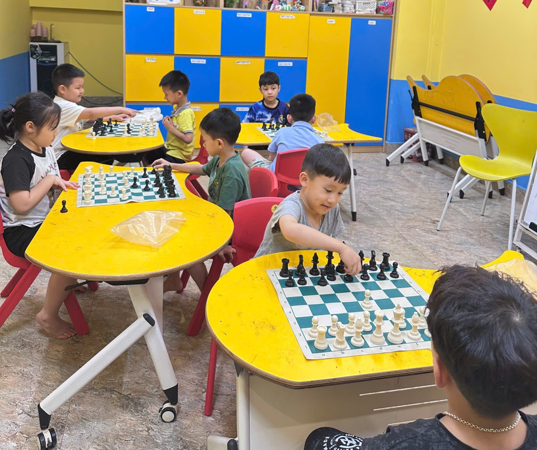Lớp Cờ Vua Sophia Talents