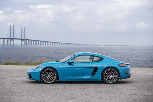 4c590cf6ac92.jpg