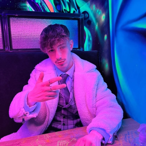 IG HAIRCUT 2.jpg