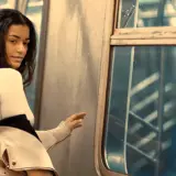 Ce este privirea trans? E ușurare și recunoaștere între străinii