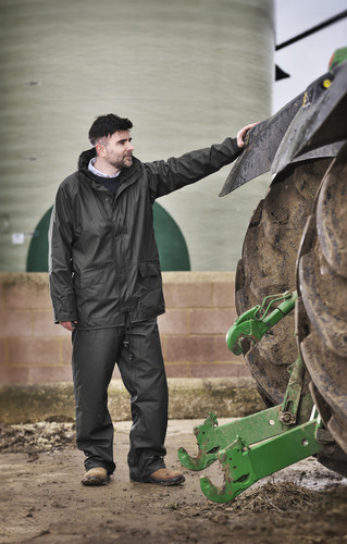 Castle Clothing Shoot, Fort Workwear Bedfordshire Farm.jpg