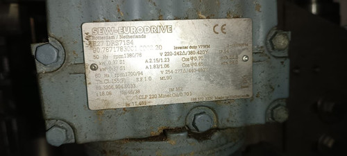 Шильд SEW EURODRIVE R27 DRS71S4 (Перевесчик ВКО Сортировка).jpg