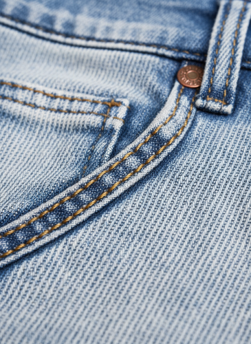 05 fabric detail.png