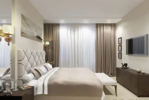 Raspolozhenie krovati v spalne 1.webp