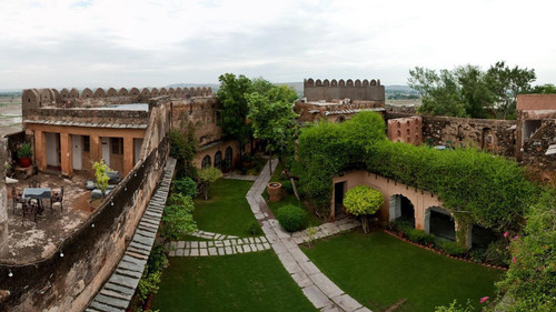 Hill Fort Kesroli Alwar – Heritage Stay Experience in Rajasthan.jpg