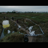 Under.Salt.Marsh.S01E01.Episode.1.2160p.NOW.WEB DL.CZ EN.DD+5.1.Atmos.HLG.H.265 RAWR.mkv 20260402 09