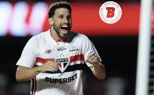 Carlos Vinícius e Calleri travam batalha gol a gol pela artilharia do Brasileirão