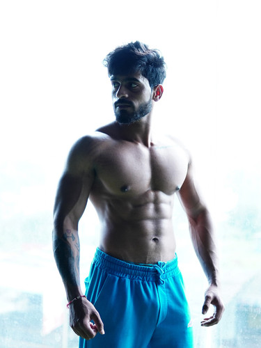 raj mohite 0707 1756566018 3710667167986672128 7445773993.jpg