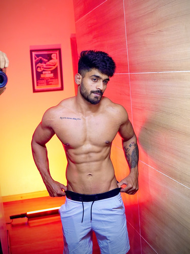 raj mohite 0707 1764771735 3779501706837754896 7445773993.jpg