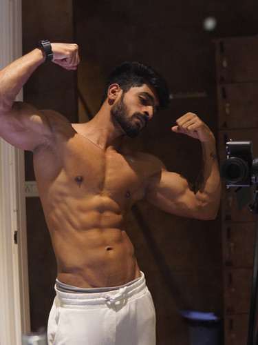 raj mohite 0707 1767266154 3800426413648781050 7445773993.jpg