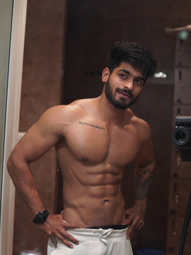 raj mohite 0707 1766814001 3796633482932571060 7445773993.jpg