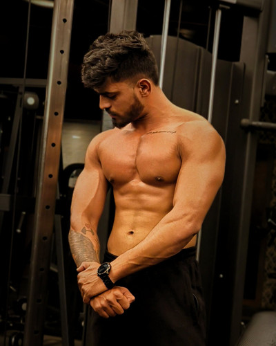 raj mohite 0707 1735378881 3532936579864326111 7445773993.jpg