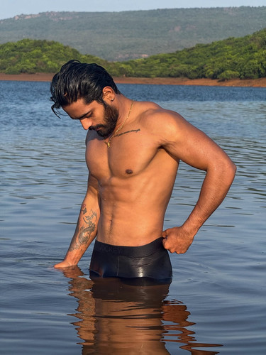 raj mohite 0707 1774838844 3863950709393748939 7445773993.jpg