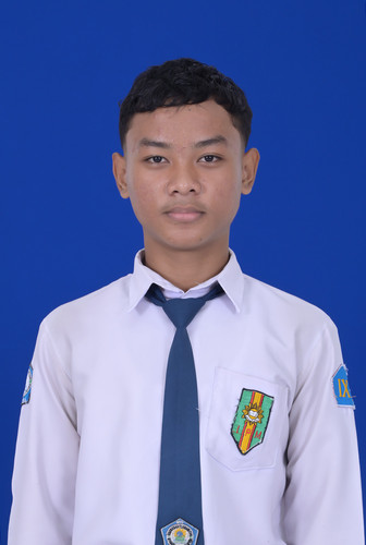 ACHAMAD FAUZY.jpg