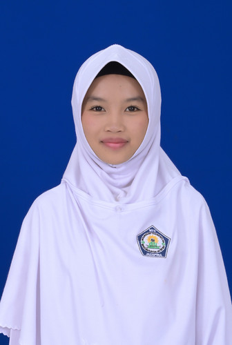 AWALIYAH RUSYADIYAH.jpg