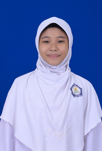 LUTHFIA RESKY HARYANTI.jpg
