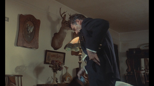Johnny.Got.His.Gun.1971.1080p.Remux.AVC.DTS MA.2.0 SLMN.mkv snapshot 00.09.37.353.jpg