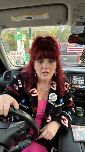 bm09 white nascar mom silverado up.jpg
