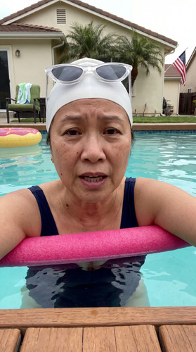 20 mei pool floatie asian f ref.jpg