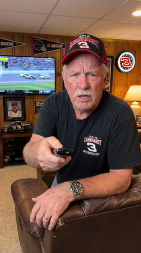 11 frank nascar den white m ref.jpg