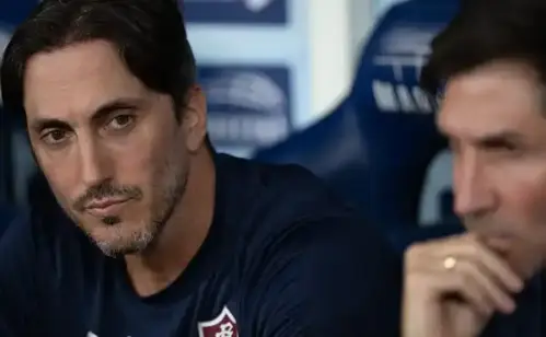Após pressão no Fluminense, Zubeldía enfrenta críticas parecidas com a experiência no São Paulo