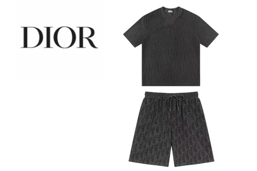 452Dior.jpg