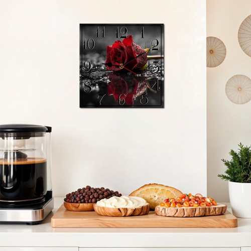suggestion082212 04865 2 a striking macro photograph features a b0b18ba3 bc0b 4245 a310 e7d86d3fc6a2.png