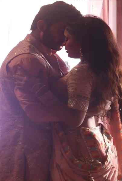 South Indian Vove Couple Fuked By Bathroom (2026) Stripchat Uncut Hot Short Film | WEB-DL X264 1080p Download