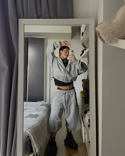  ganooo 1744187610 3606829554809315611 3407720004.jpg