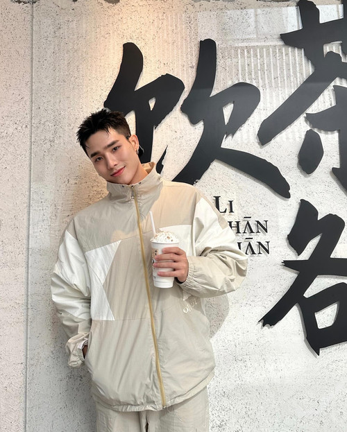  ganooo 1717146514 3379992397982092783 3407720004.jpg