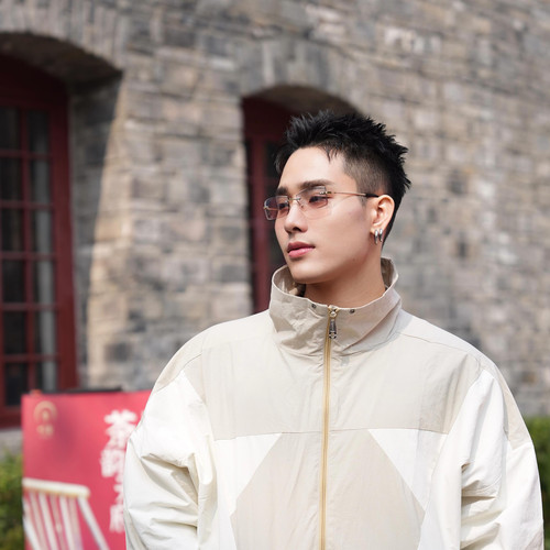  ganooo 1719476879 3399540916137600917 3407720004.jpg