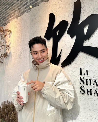  ganooo 1717146514 3379992397847953824 3407720004.jpg