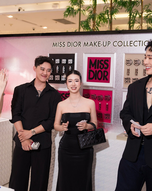  ganooo 1760677065 3745153126651481028 3407720004.jpg