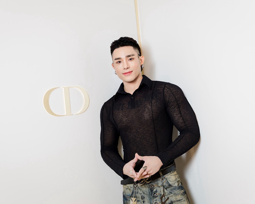  ganooo 1763456460 3768468387722779435 3407720004.jpg