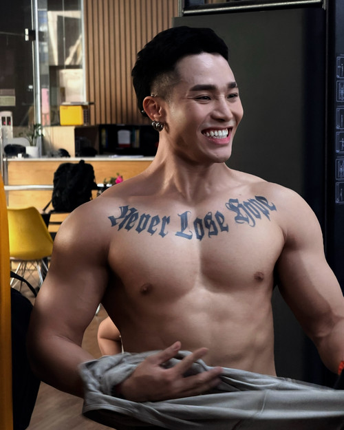  ganooo 1765259079 3783589848313599791 3407720004.jpg