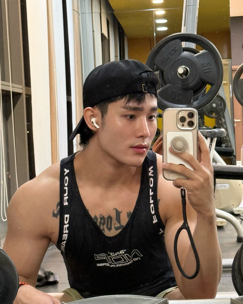  ganooo 1758980867 3730924392914462032 3407720004.jpg