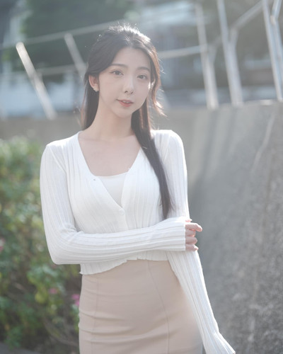 20231103 223414 CzM2j9np9Gb 01.jpg