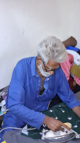 Aadut offer Online tailor, custom stiching Pakistan delivery USA, UK, Canada (40).jpg