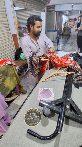 Aadut offer Online tailor, custom stiching Pakistan delivery USA, UK, Canada (124).jpg