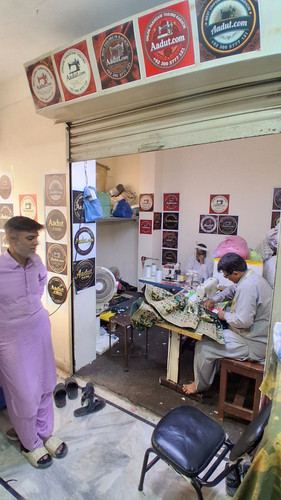 Aadut offer Online tailor, custom stiching Pakistan delivery USA, UK, Canada (117).jpg