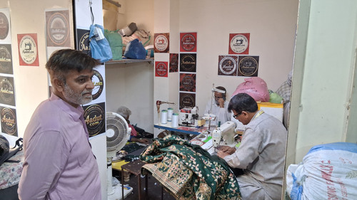 Aadut offer Online tailor, custom stiching Pakistan delivery USA, UK, Canada (87).jpg