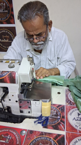 Aadut offer Online tailor, custom stiching Pakistan delivery USA, UK, Canada (141).jpg