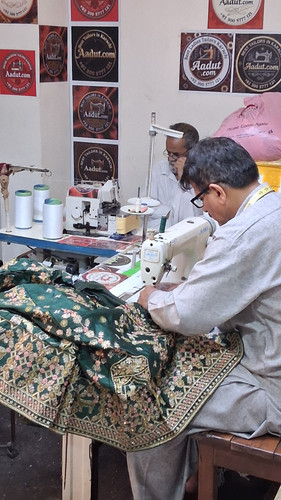 Aadut offer Online tailor, custom stiching Pakistan delivery USA, UK, Canada (106).jpg
