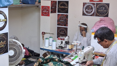 Aadut offer Online tailor, custom stiching Pakistan delivery USA, UK, Canada (101).jpg