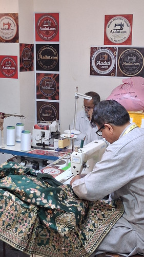 Aadut offer Online tailor, custom stiching Pakistan delivery USA, UK, Canada (105).jpg