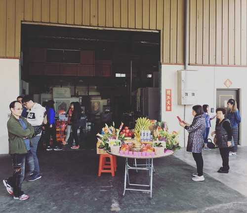 20180220 010042 BfZjgLzB7m4 01.jpg