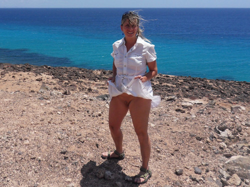 SAMSUNG DIGITAL CAMERA.jpg