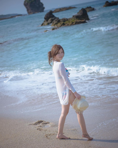 20220612 214154 CeuH9TouH0z 01.jpg